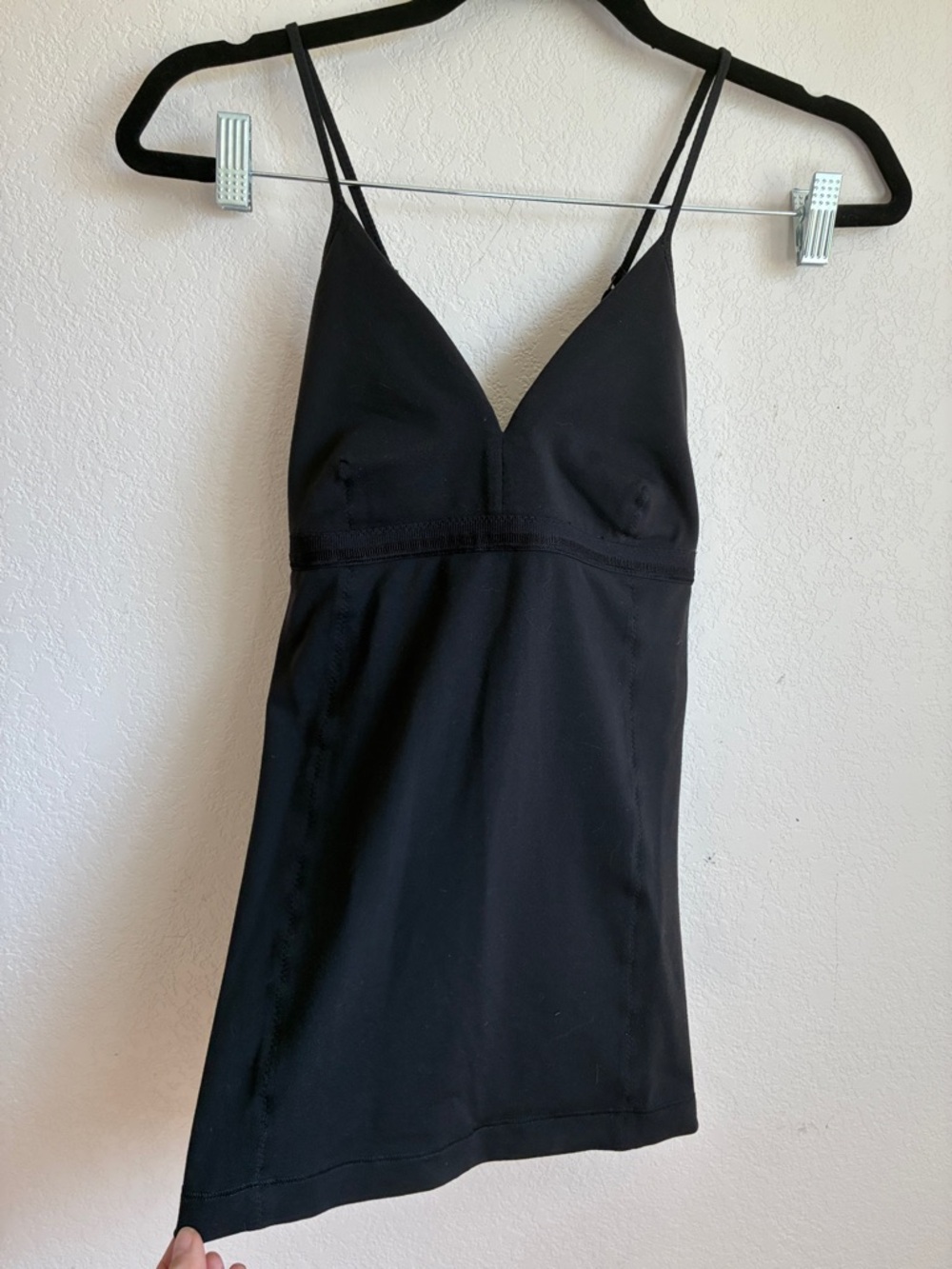 lululemon athletica Black Built-In Shelf Bra  Strappy Tank - sz 10